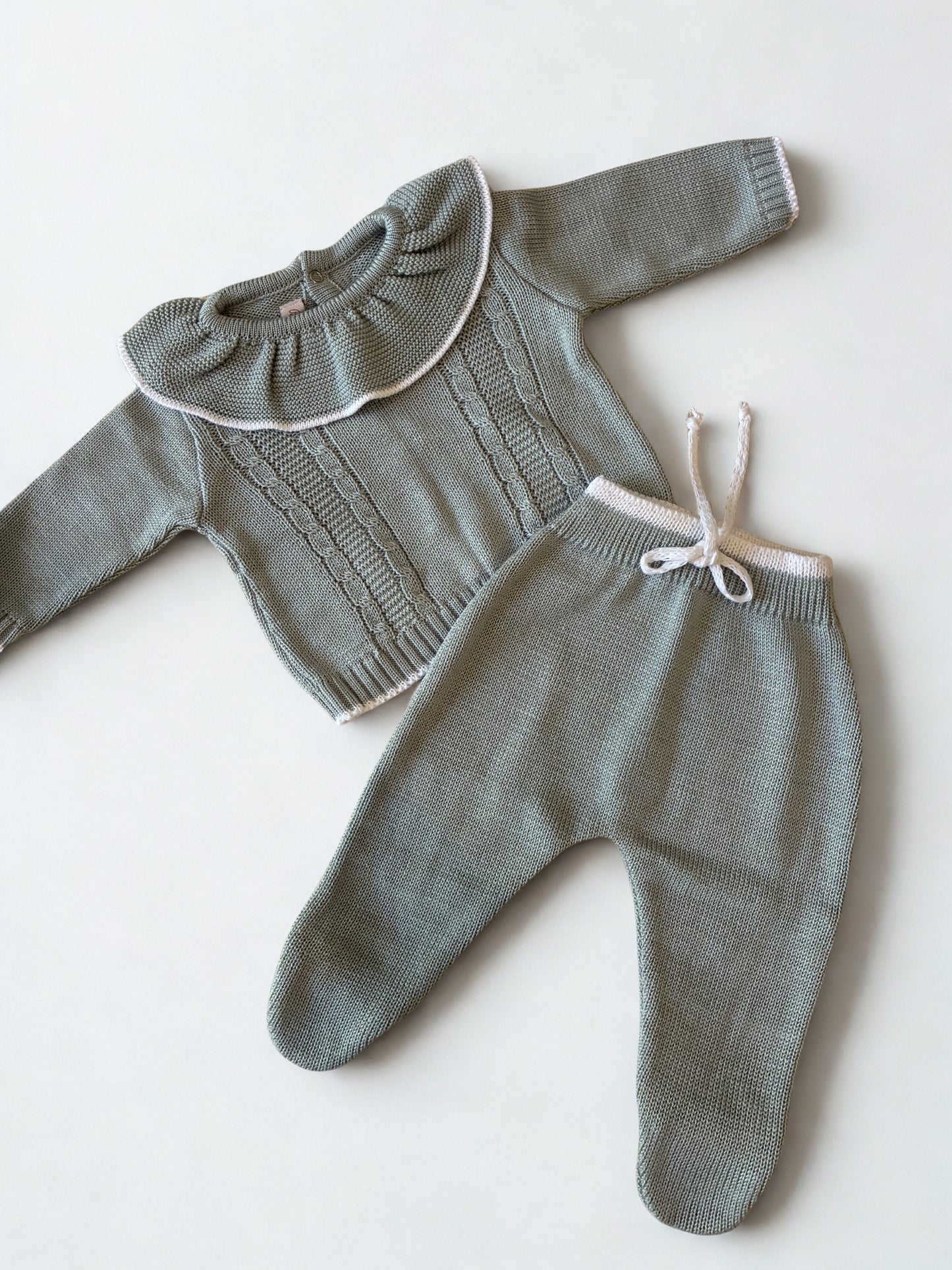 Conjunto Laly